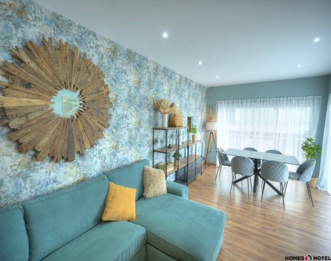 Stylish Seaside Living: Luxury 3-Bedroom Apartment on Sliema's Waterfront