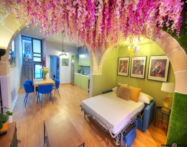 Unique & enchanting 2bedroom with jacuzzi
