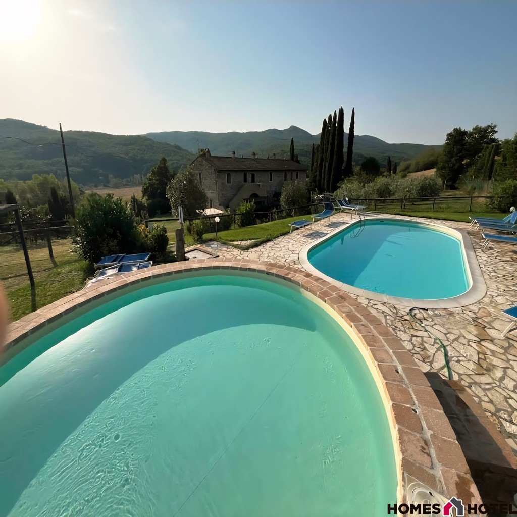 Apartments for 2, 4 or 6 people with garden and swimming pool 