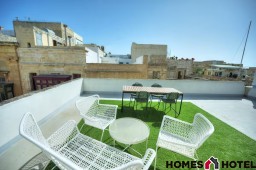Luxury Palazzo with Jacuzzi & Panoramic Terrace